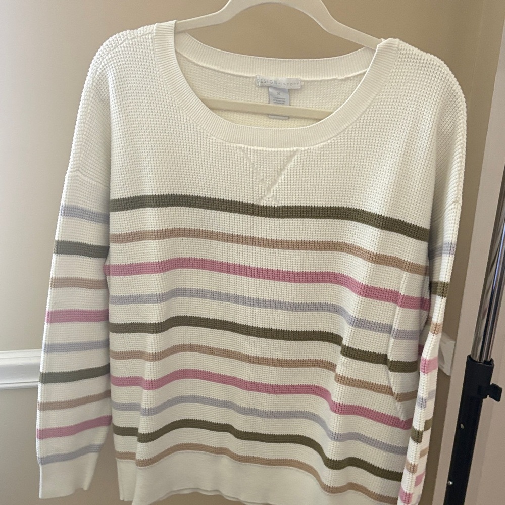 Design History White Crewneck Sweater with Pink, Olive & Tan Stripes